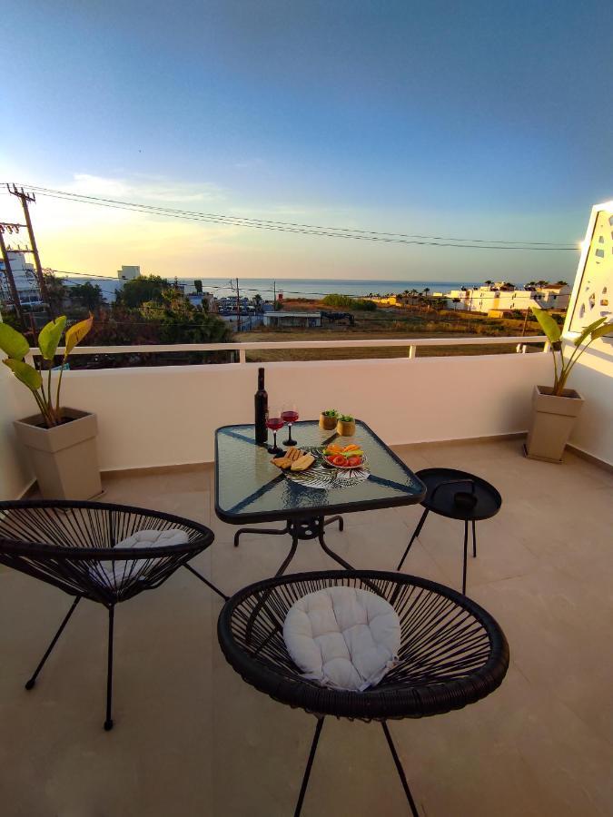 Poseidonas Luxury Apartment プラタネス エクステリア 写真