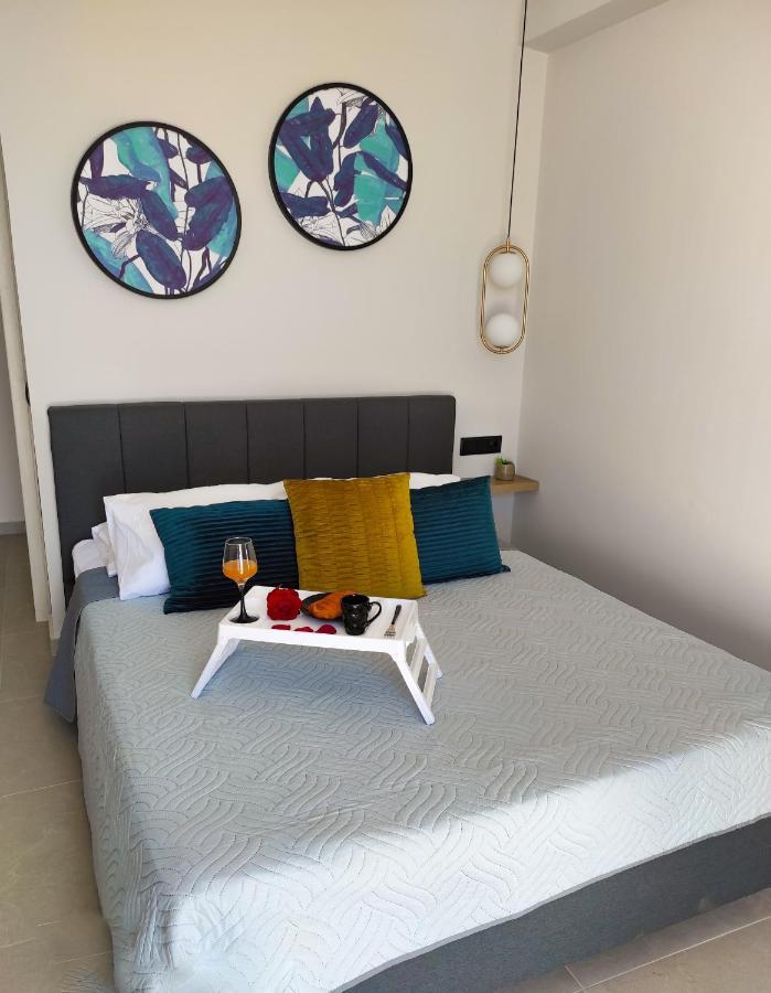 Poseidonas Luxury Apartment プラタネス エクステリア 写真